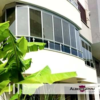Cambalkon Uzmanı Albert Genau