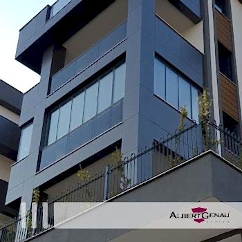 Cambalkon Uzmanı Albert Genau